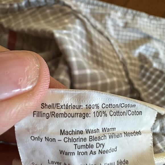 Pottery Barn Set of 2 Red Gray Quilted Plaid Cotton Pillow Shams Standard - Picture 4 of 6